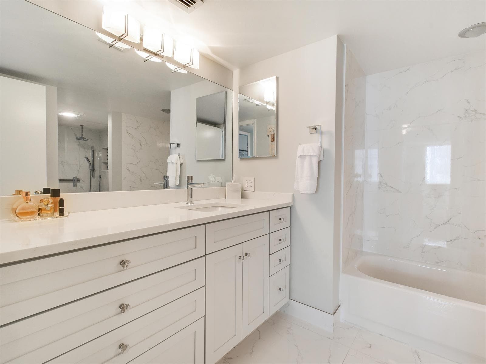 3400 N OCEAN Drive 908 photo 21