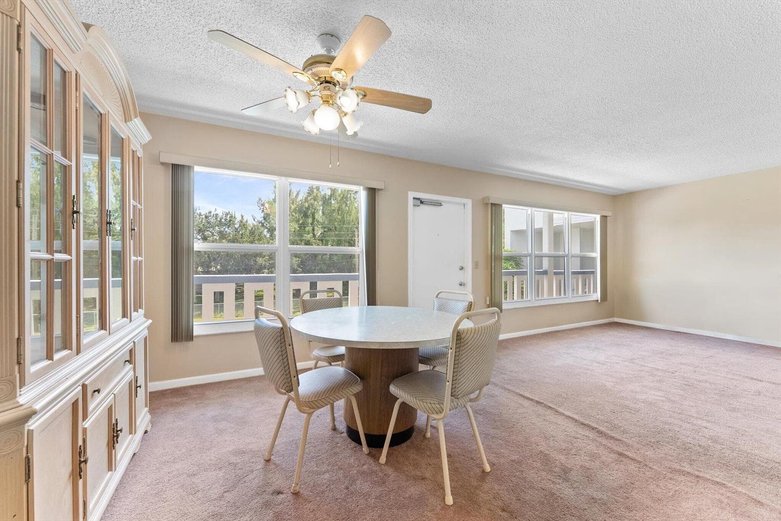 309 WELLINGTON M photo 11