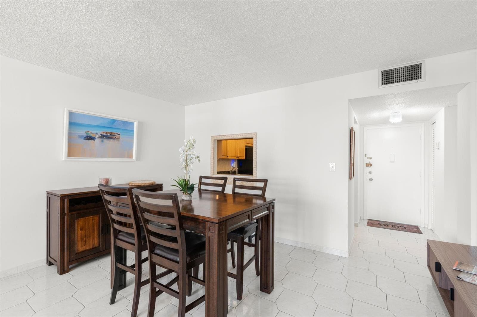 1825 S Ocean Drive 703 photo 4