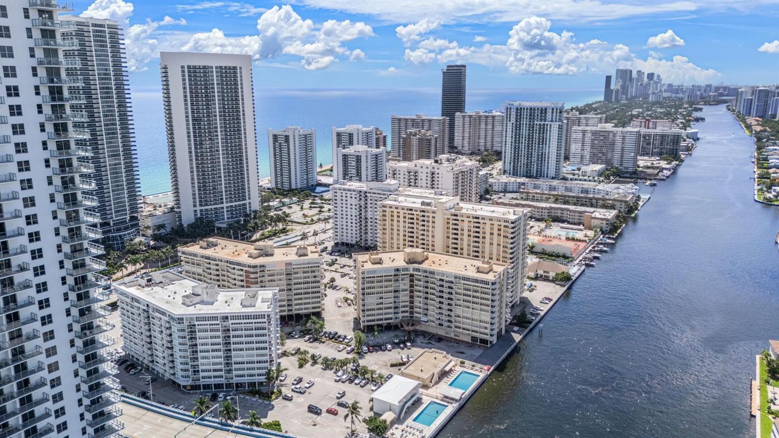 1825 S Ocean Drive 703 photo 25