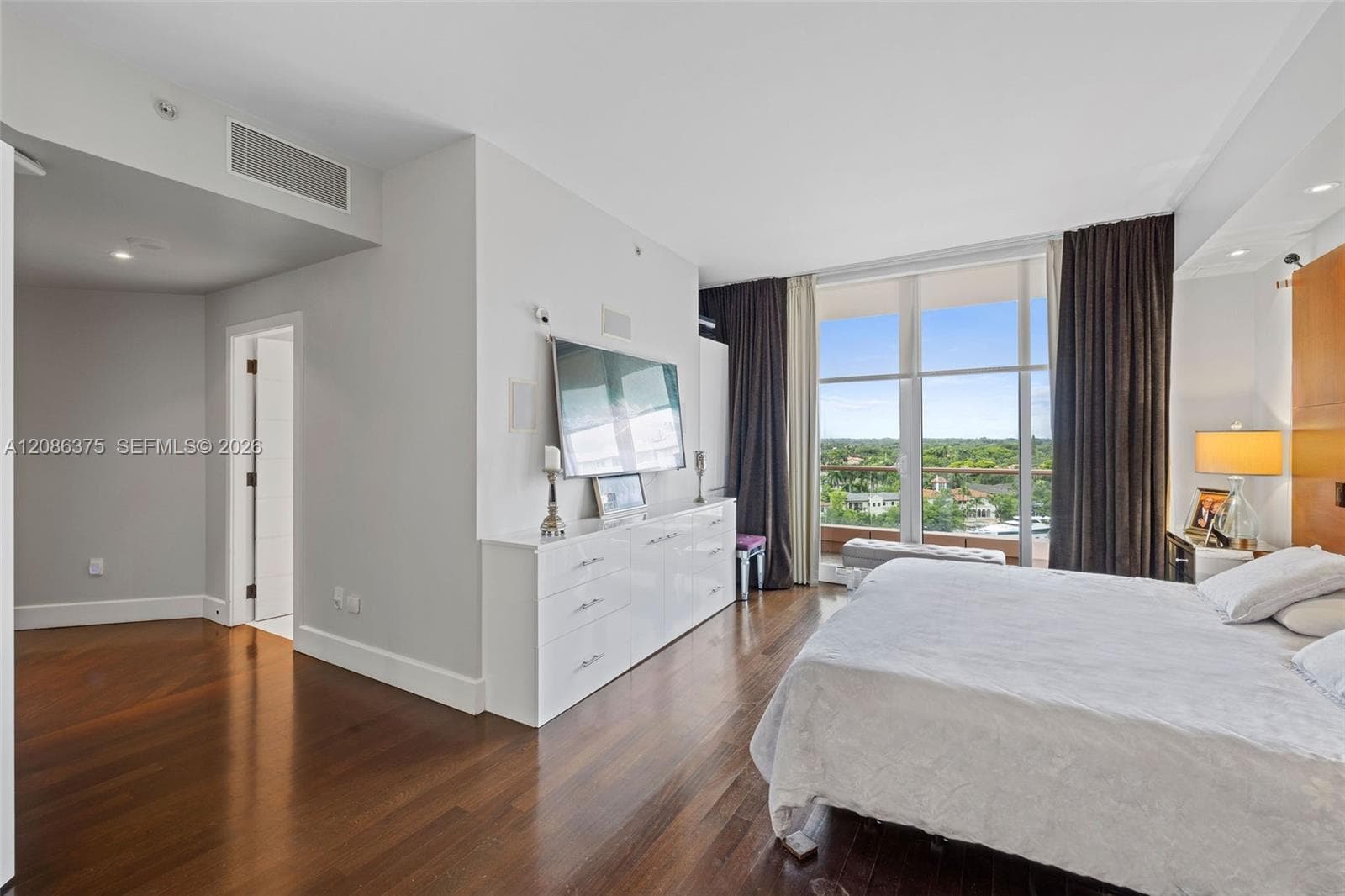 60 Edgewater Dr 9D photo 16