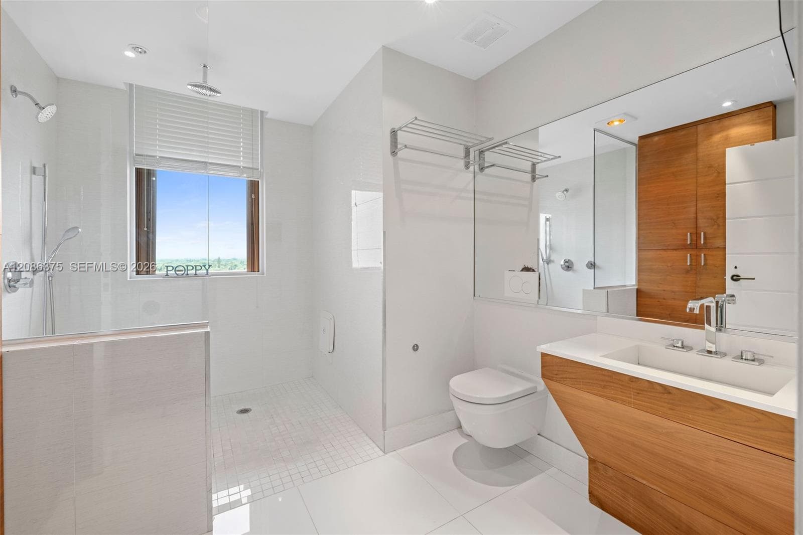 60 Edgewater Dr 9D photo 24