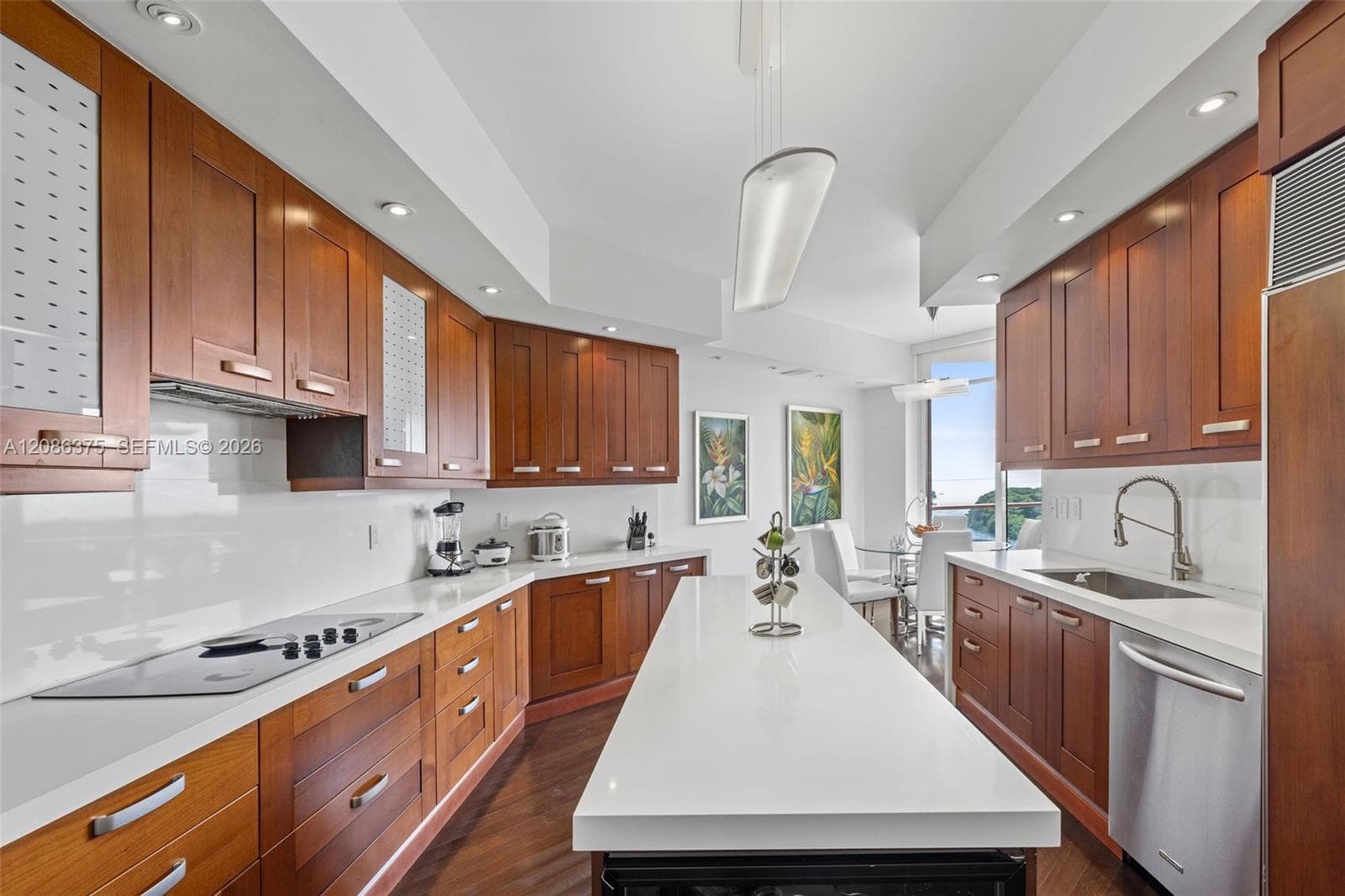 60 Edgewater Dr 9D photo 11