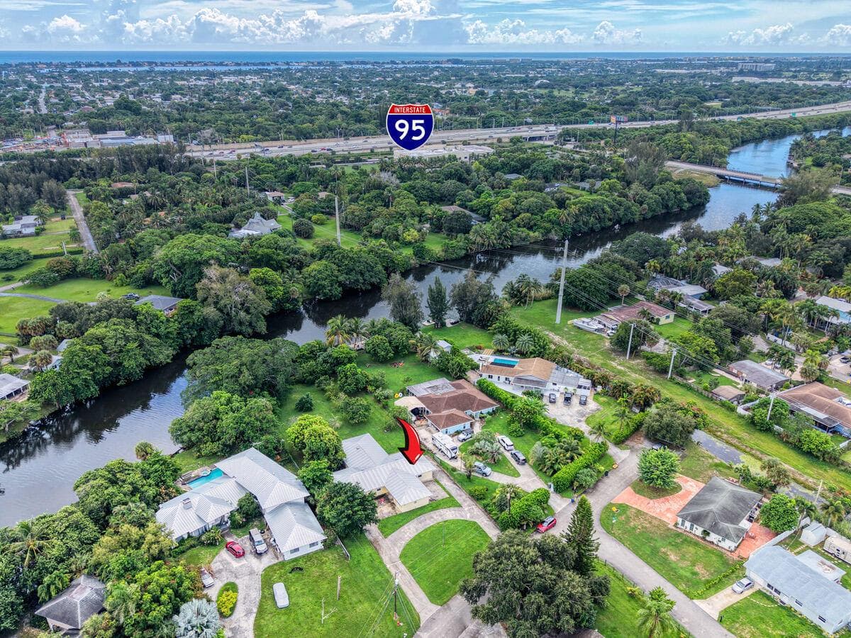446 SANTA FE Road photo 5