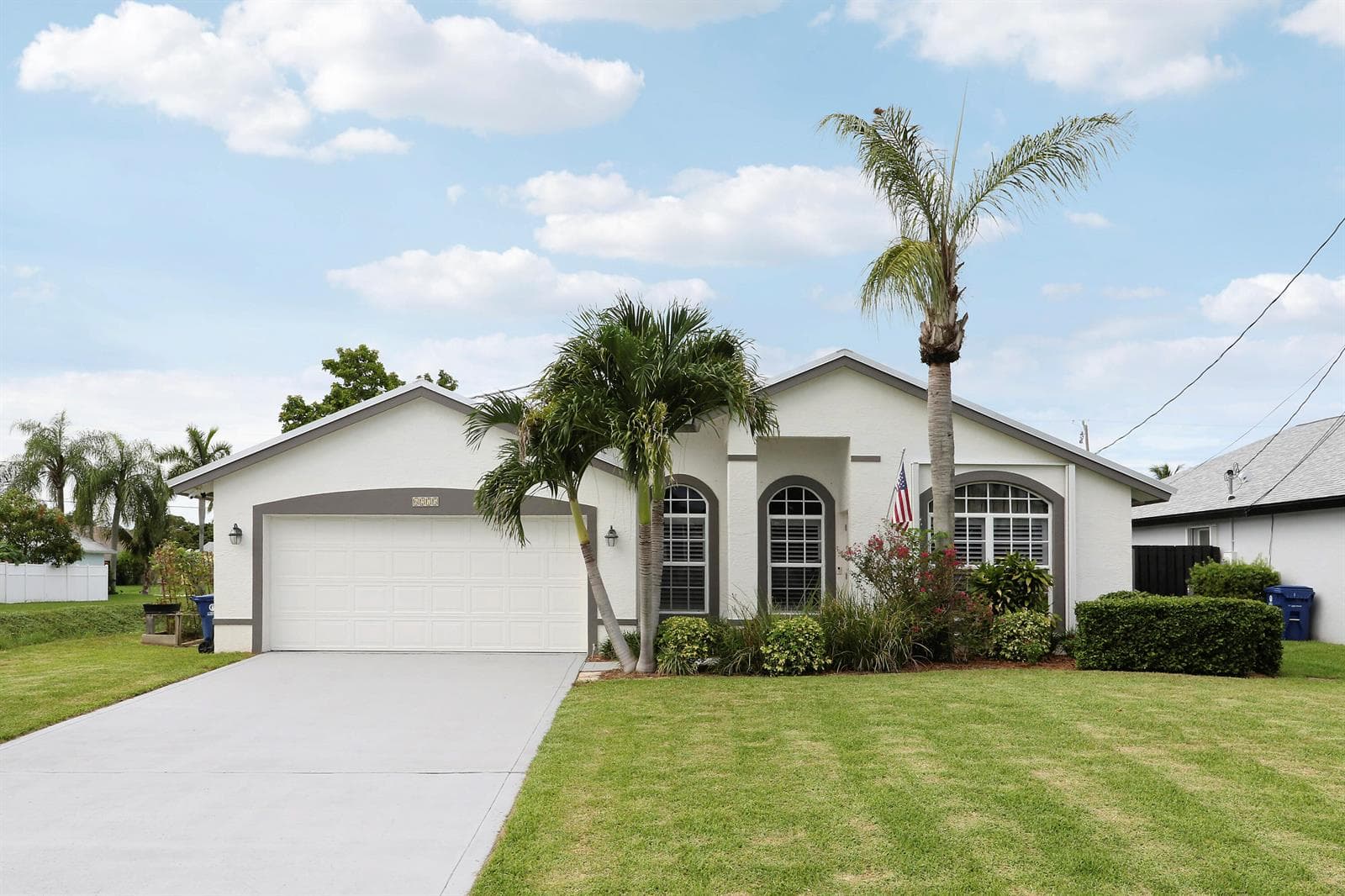 6275 Lucerne Street photo 2