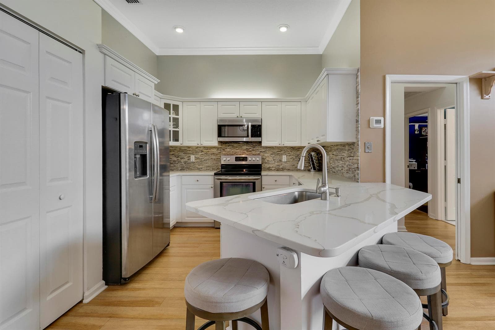 6275 Lucerne Street photo 5