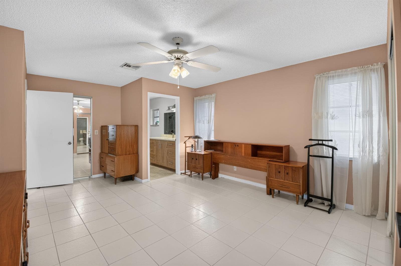 6367 Pointe Pleasant Circle photo 19