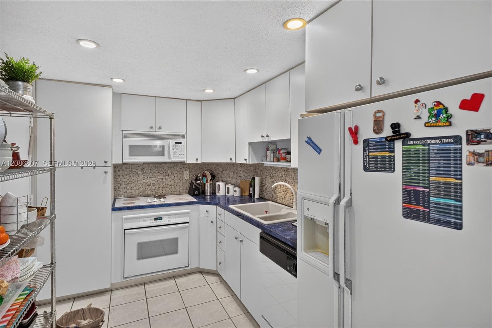 500 Bayview Dr 1420 photo 6