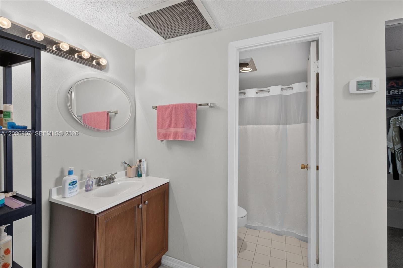 500 Bayview Dr 1420 photo 17