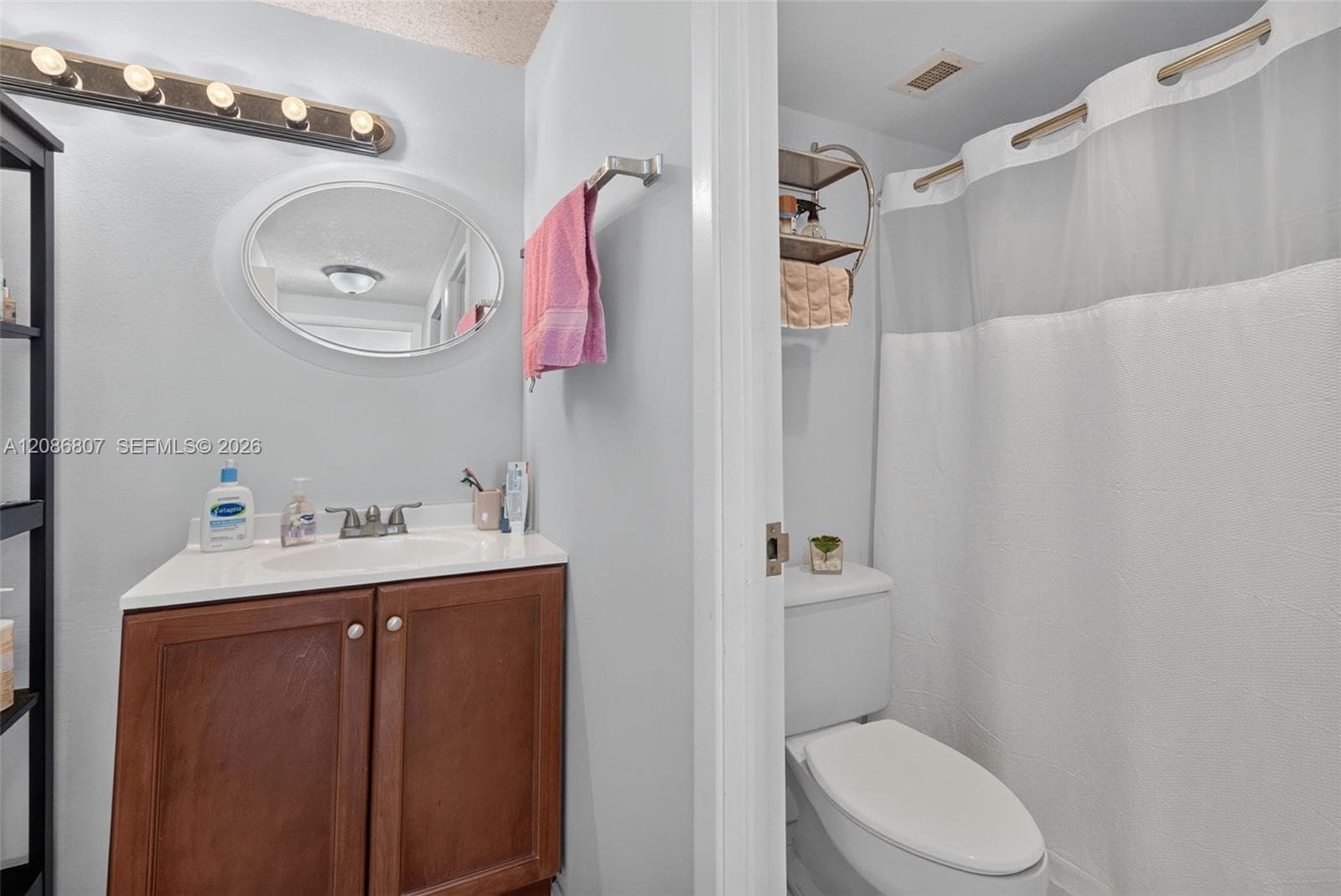 500 Bayview Dr 1420 photo 20