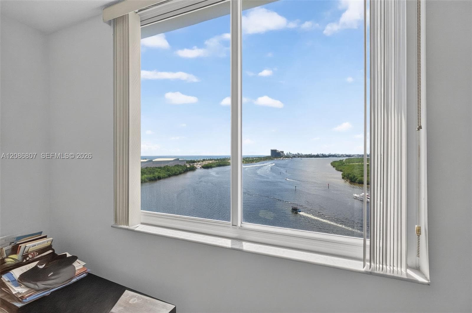 500 Bayview Dr 1420 photo 15