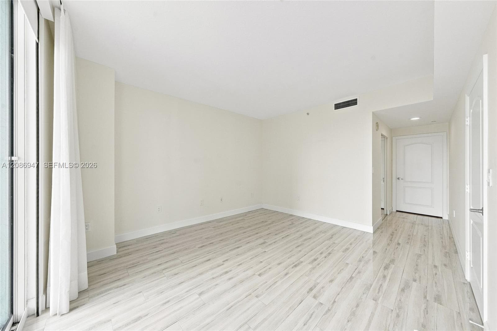 2101 Brickell Ave 3107 photo 23