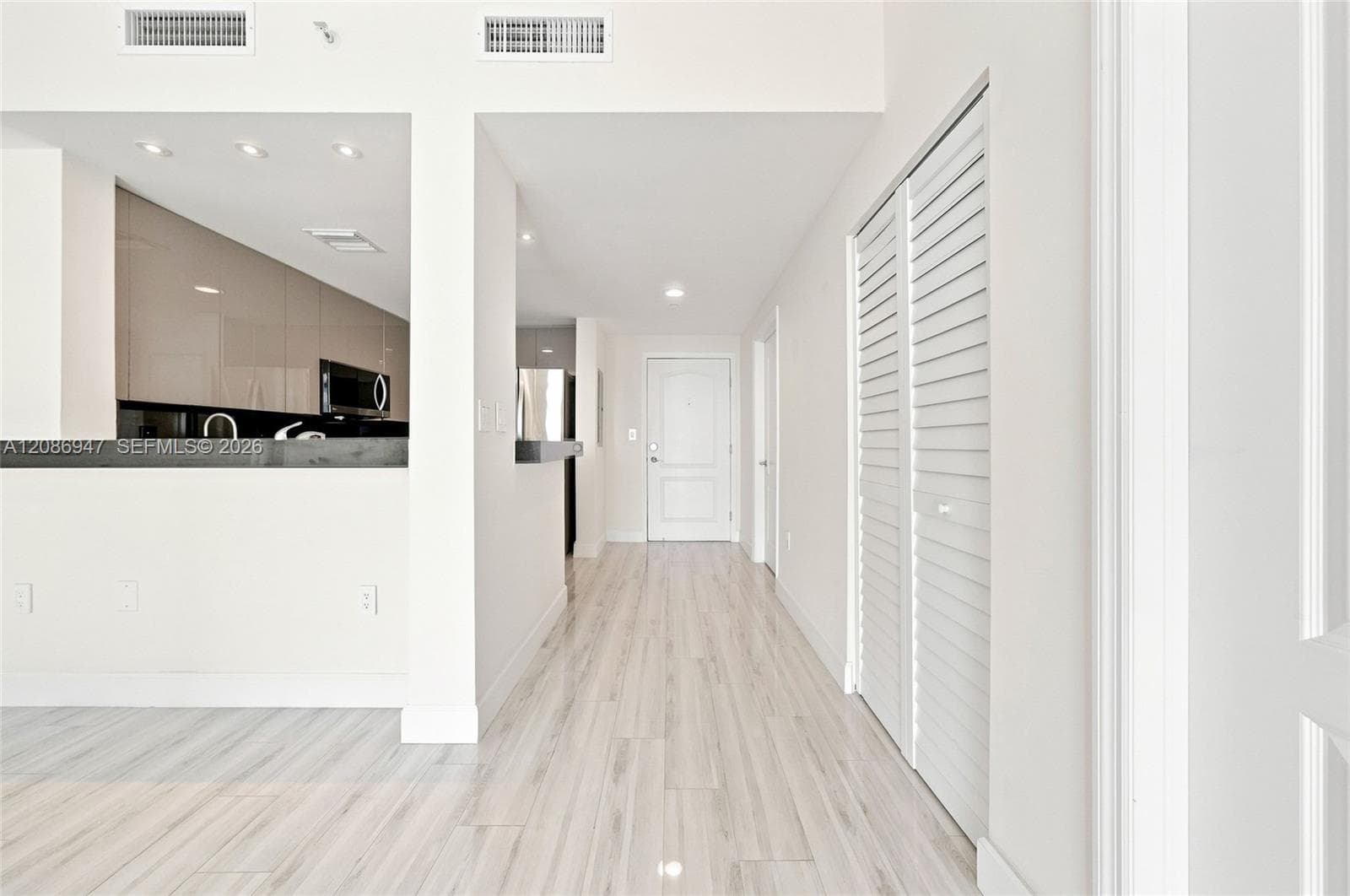 2101 Brickell Ave 3107 photo 12