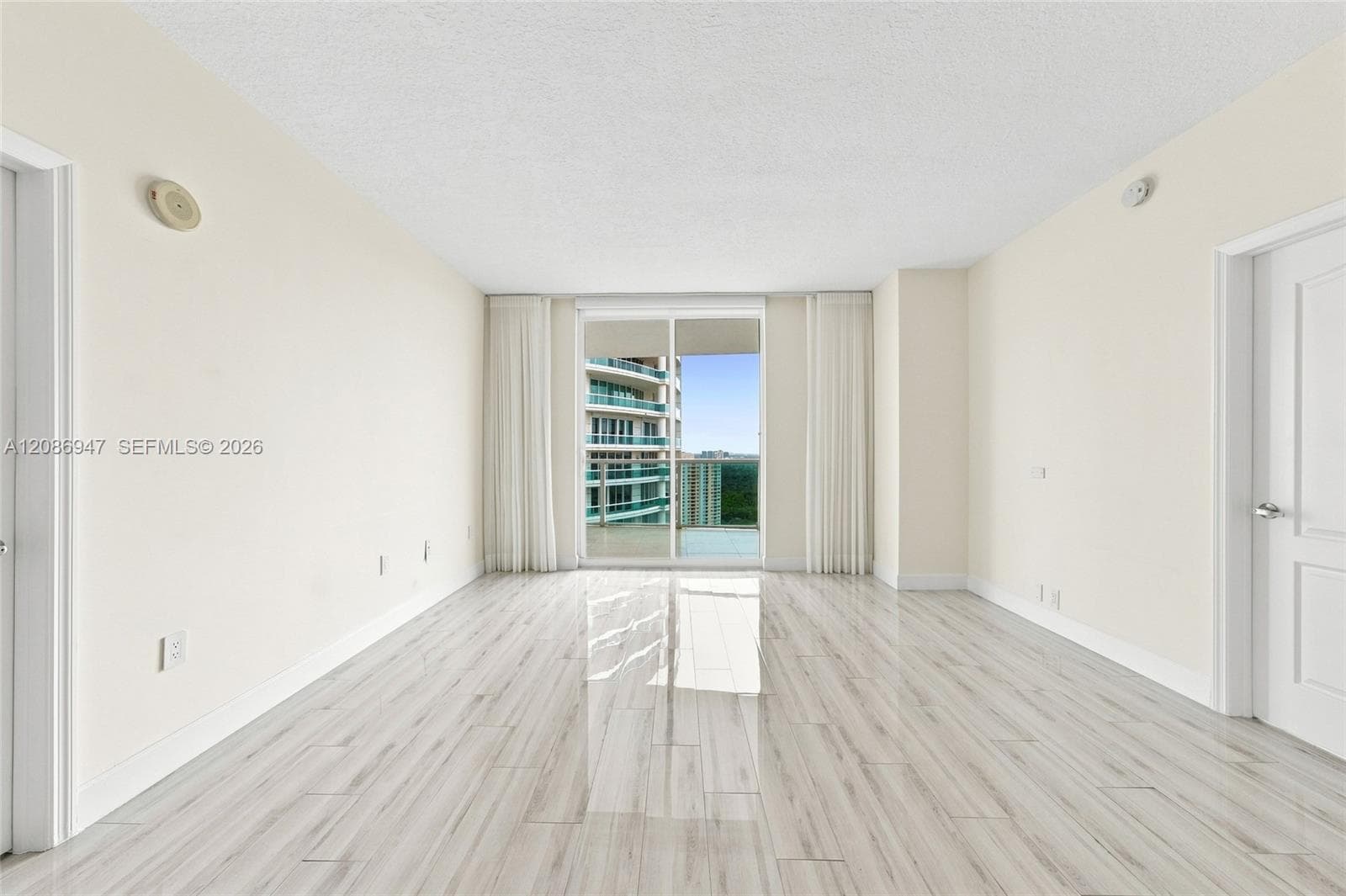 2101 Brickell Ave 3107 photo 20