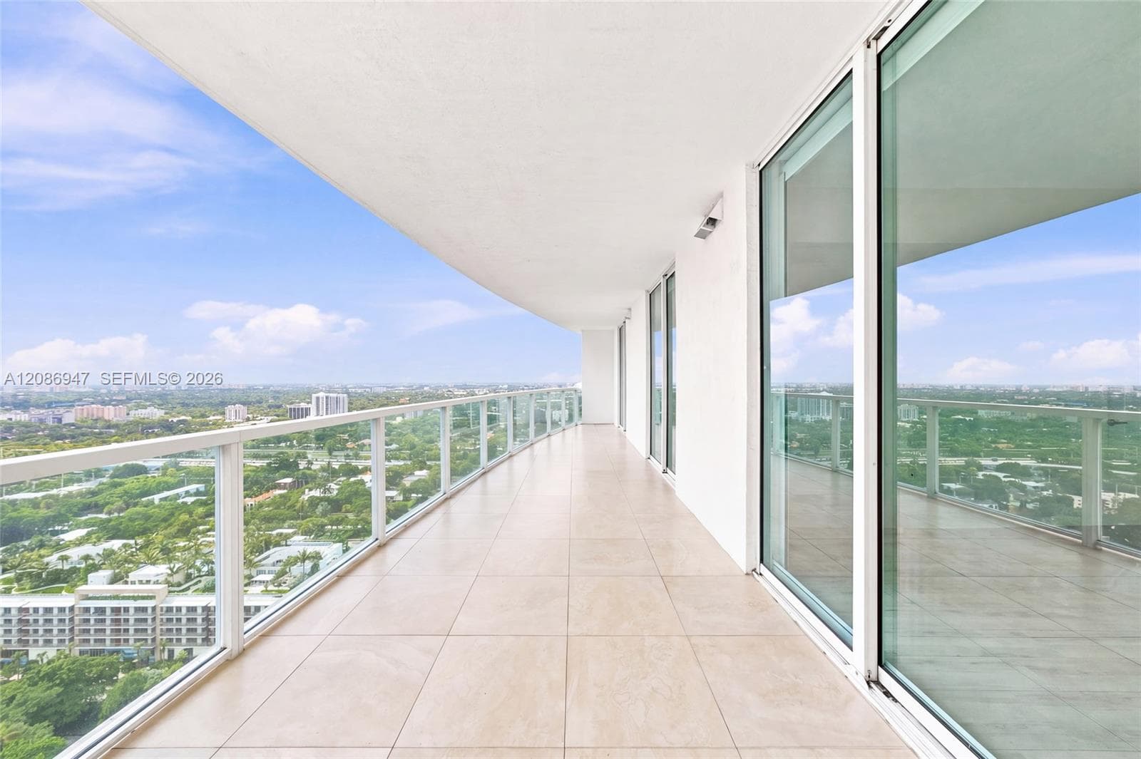 2101 Brickell Ave 3107 photo 4