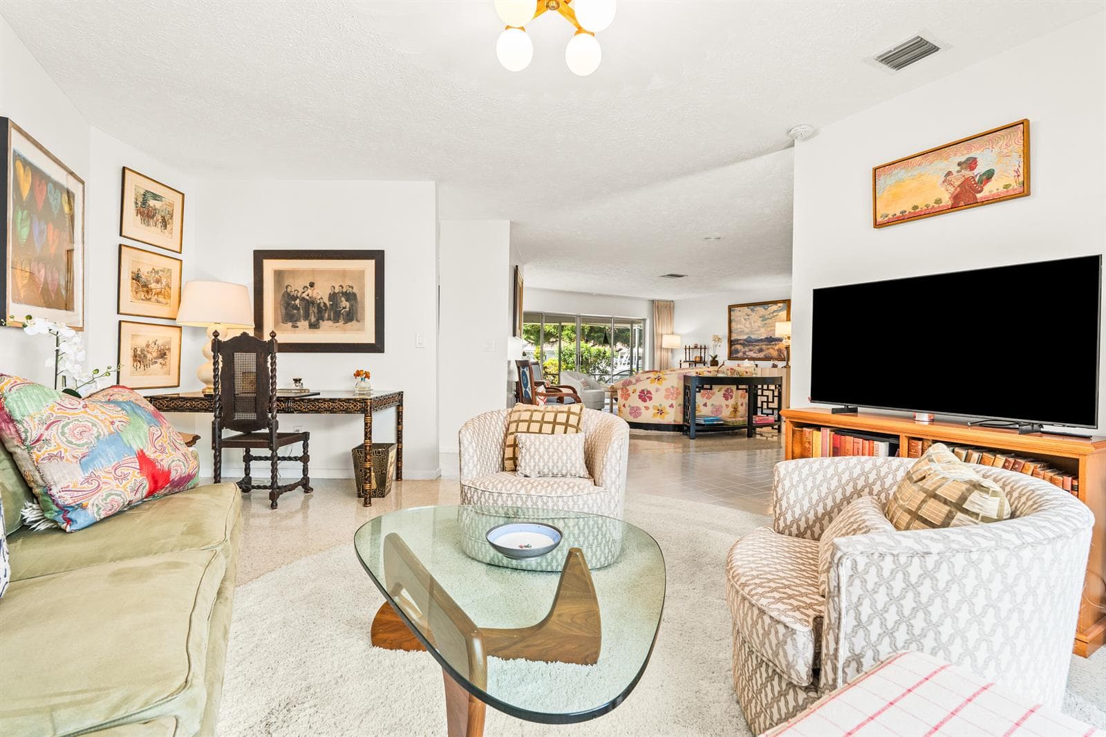 8945 SE HARBOR ISLAND Way photo 10