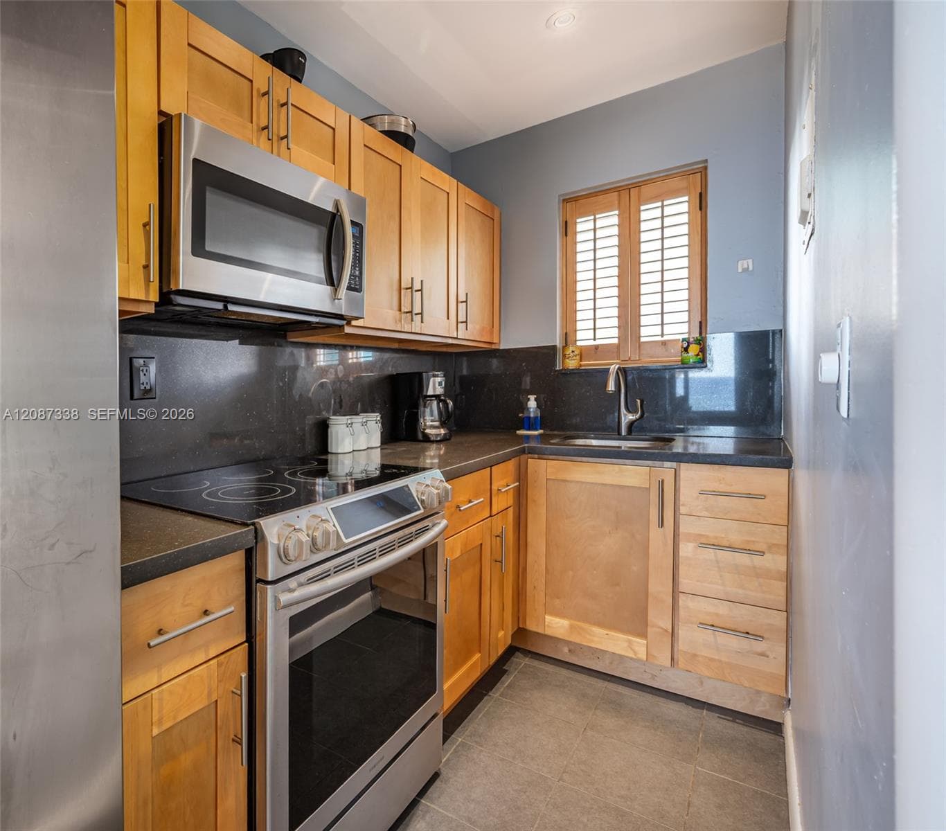 3400 N Surf Rd 4 photo 6