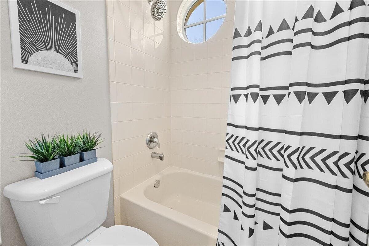 154 BANDON Lane photo 23