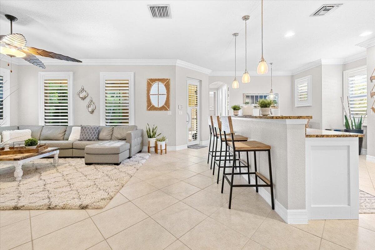 154 BANDON Lane photo 11