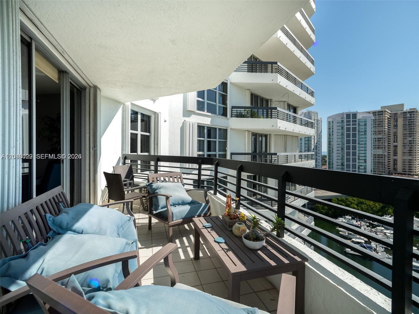 3500 Mystic Pointe Dr 1607 photo 18