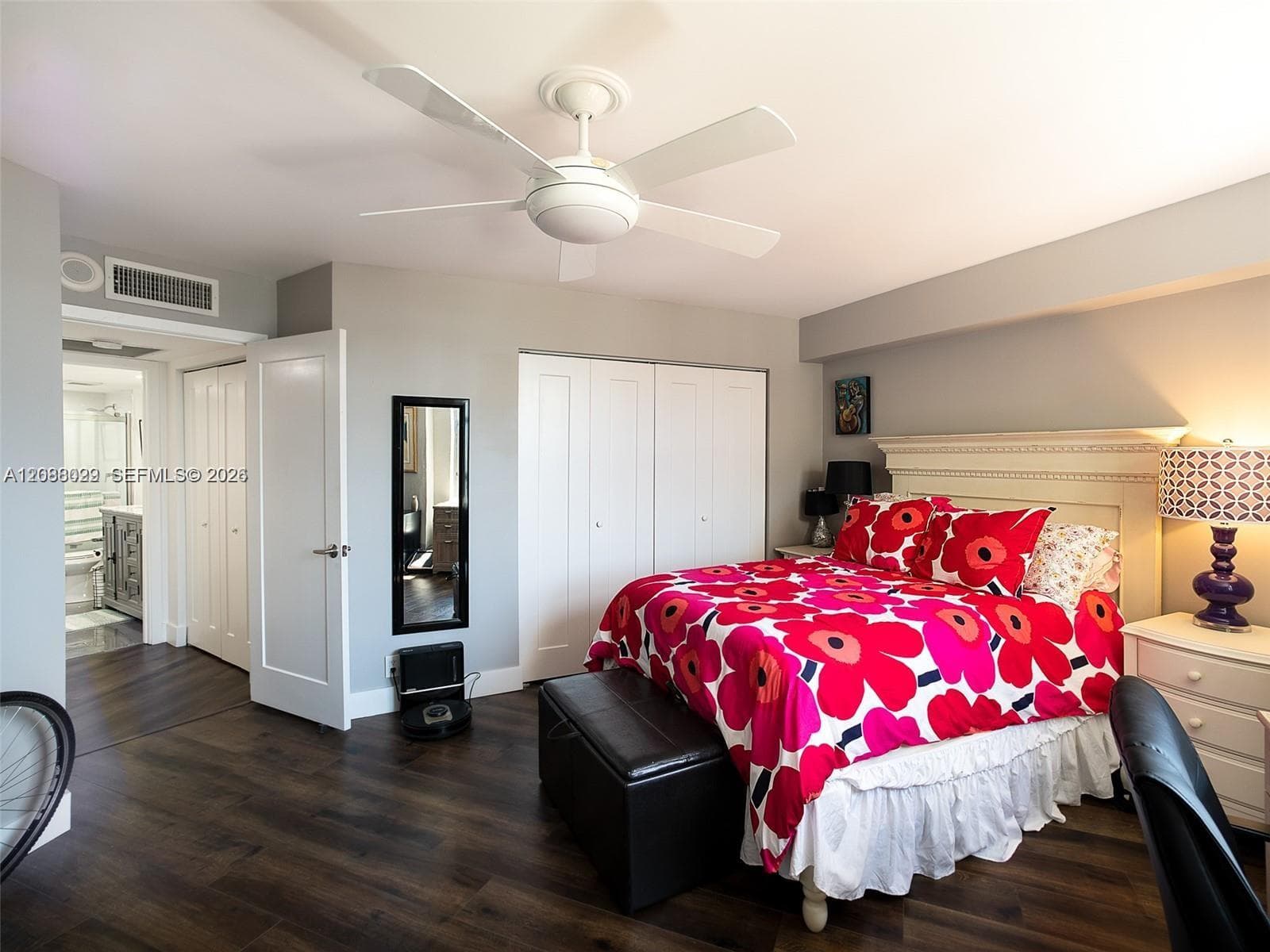 3500 Mystic Pointe Dr 1607 photo 15