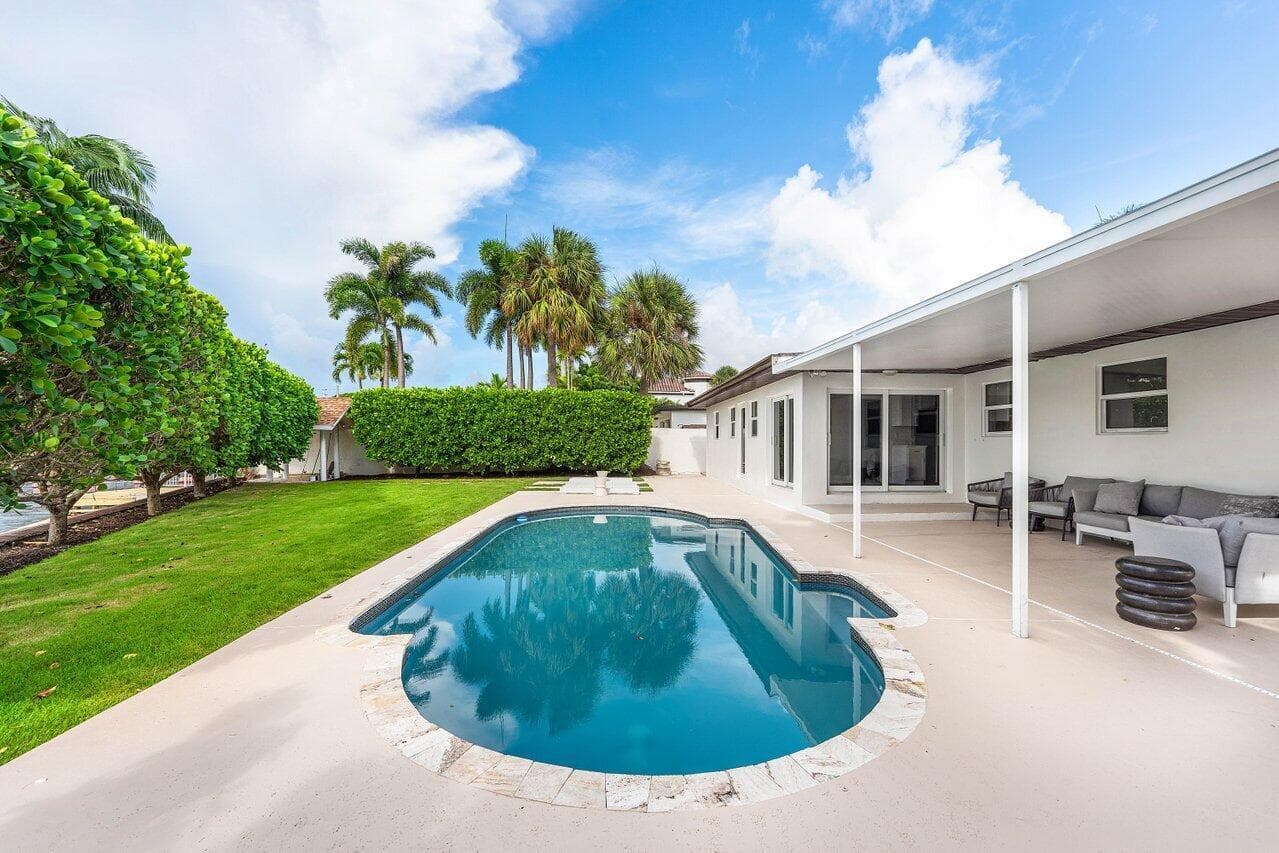 638 Shore Drive photo 20