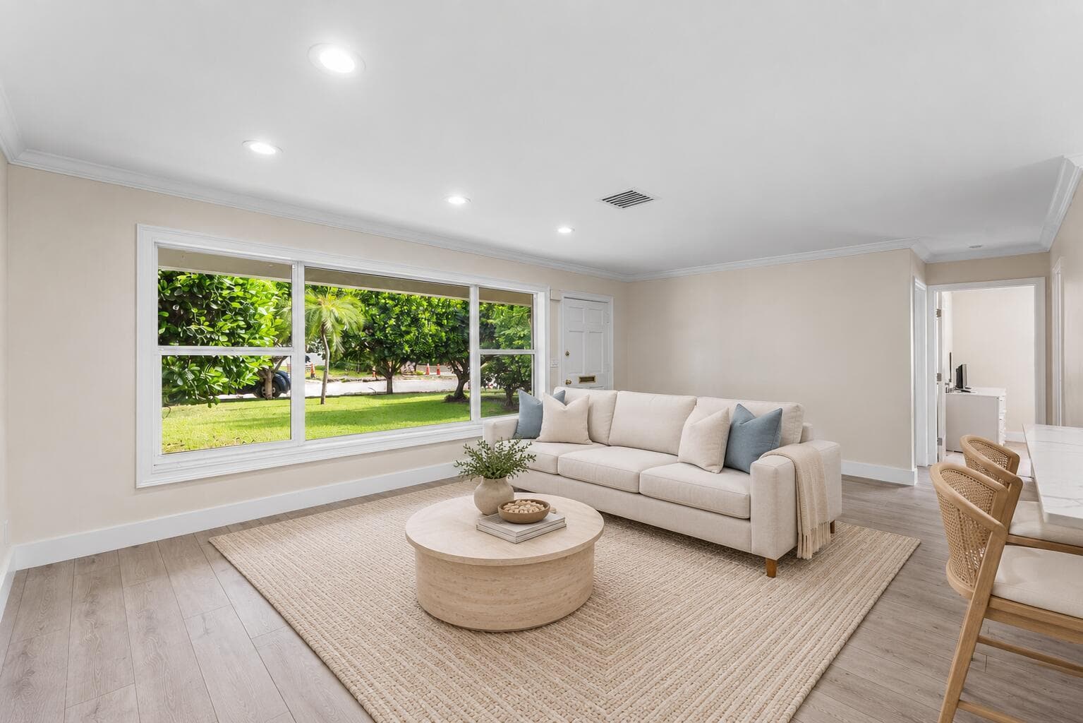 638 Shore Drive photo 9