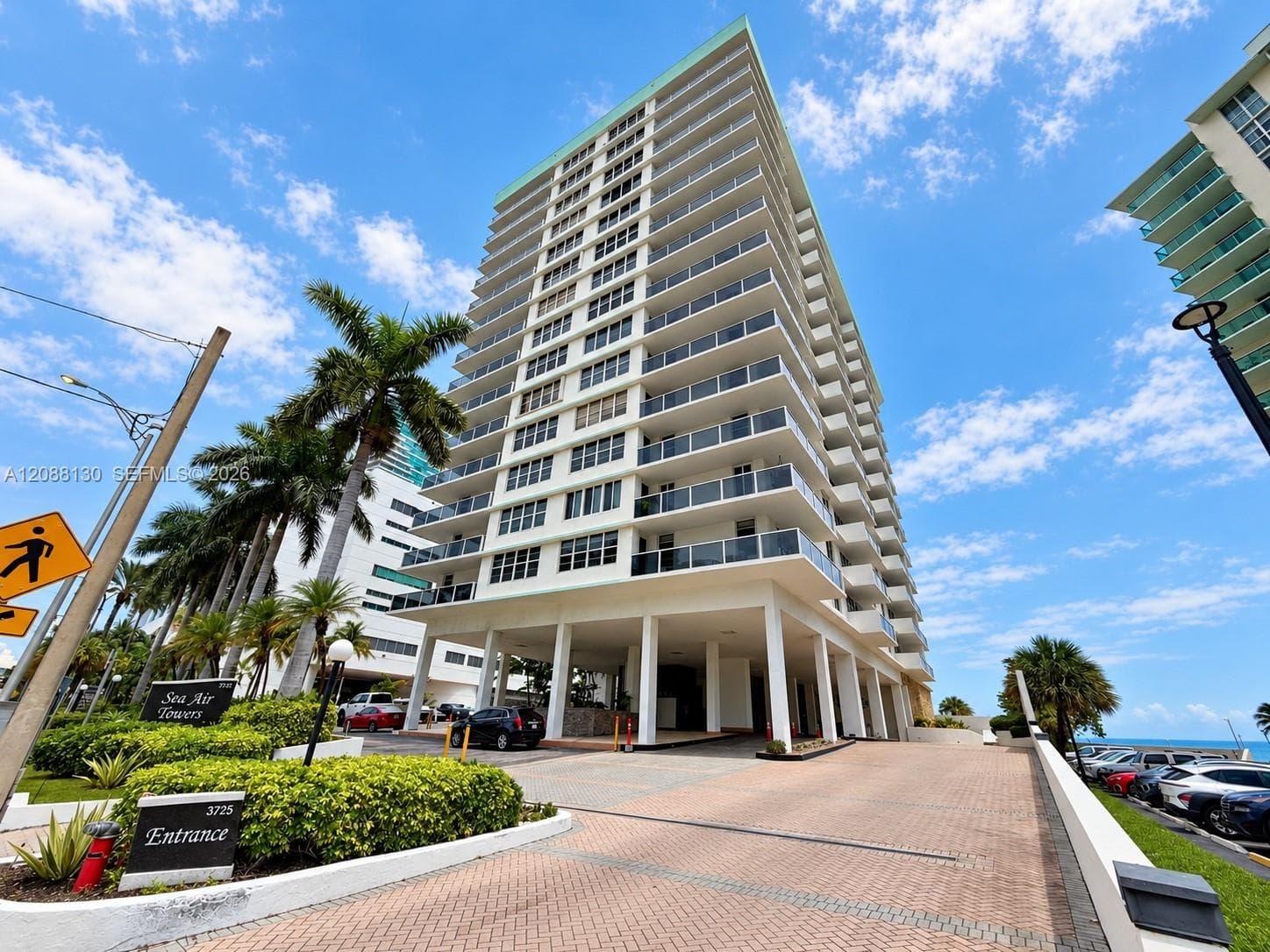 3725 S Ocean Dr 1402 photo 15