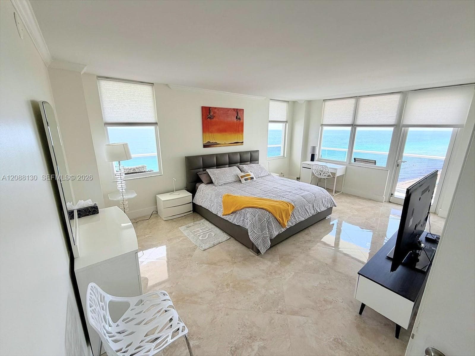 3725 S Ocean Dr 1402 photo 8