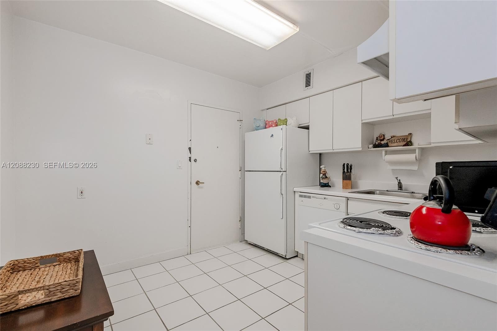 5700 Collins Ave 12D photo 11