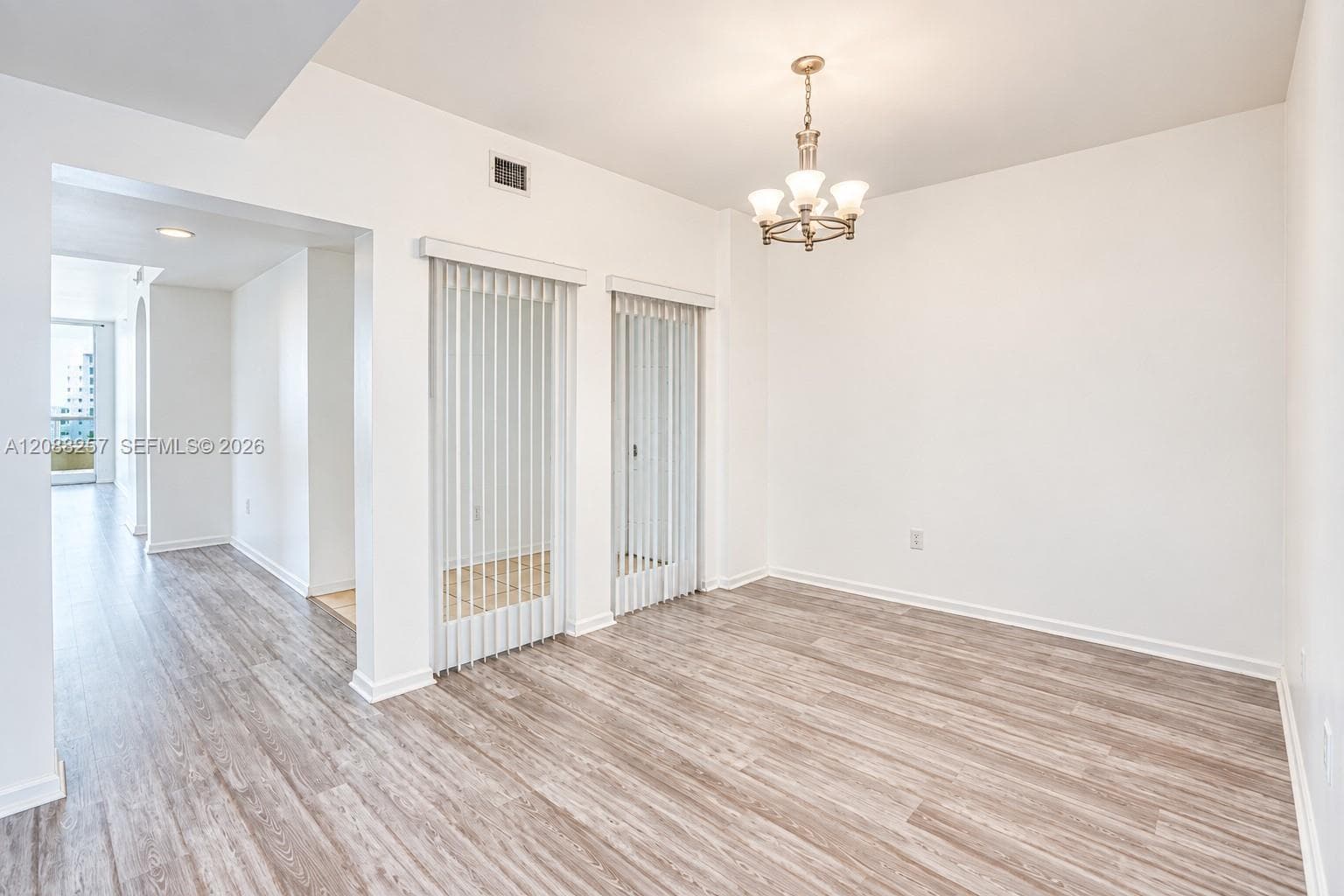 3340 NE 190 ST 1204 photo 6