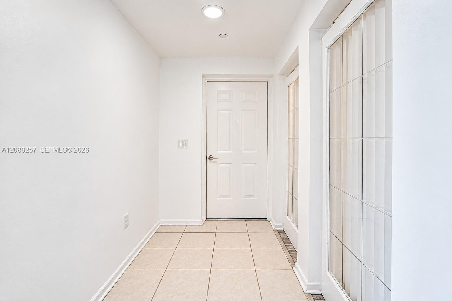 3340 NE 190 ST 1204 photo 5