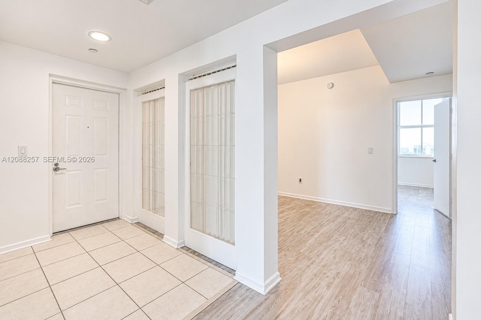 3340 NE 190 ST 1204 photo 4