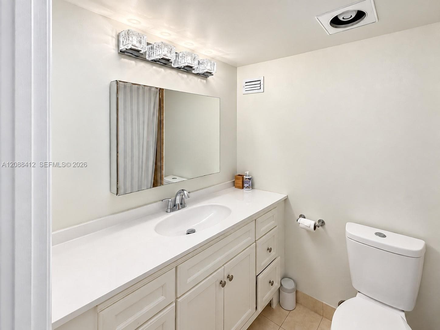 430 Golden Isles Dr 205 photo 13