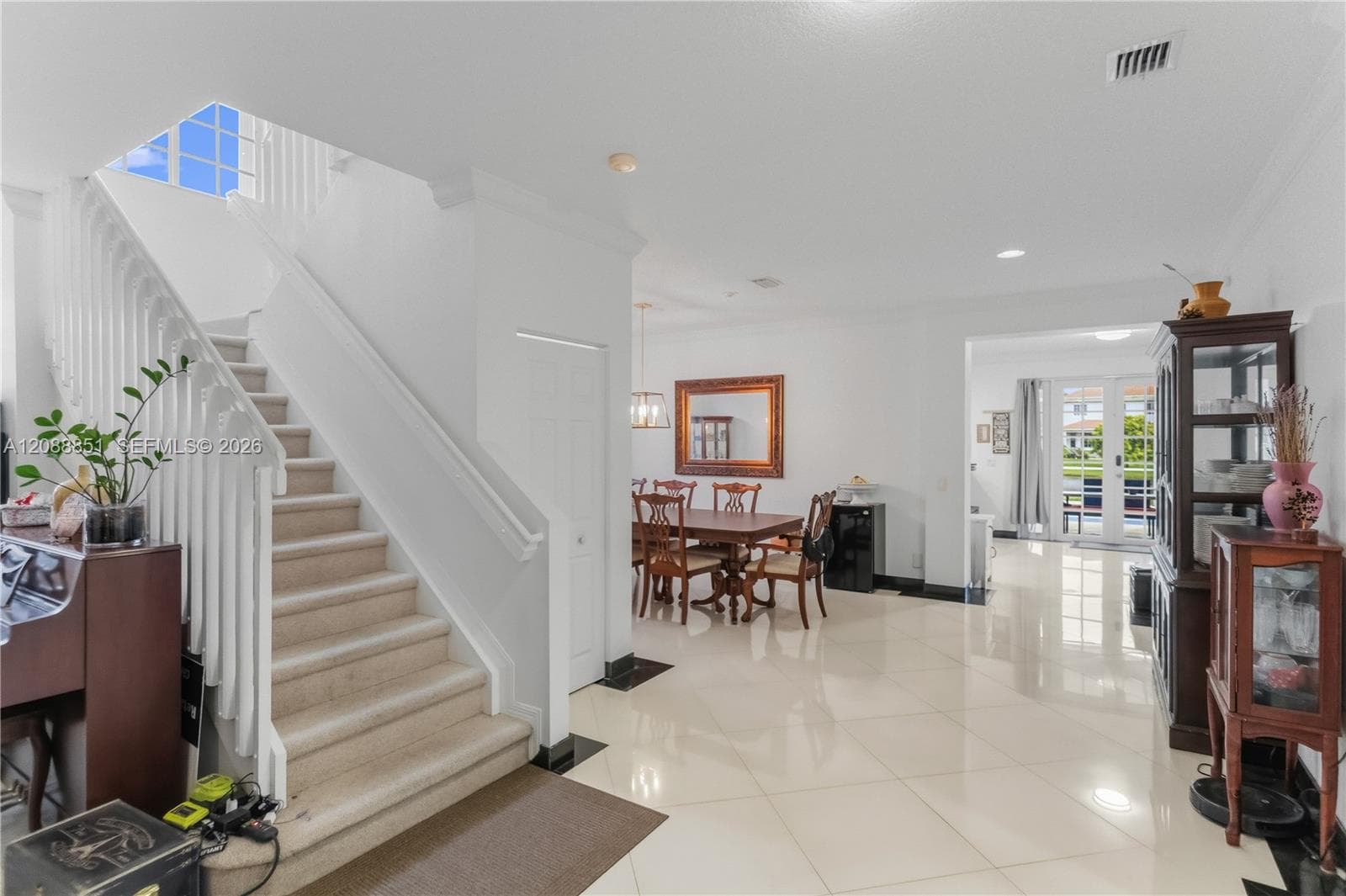 1642 Blue Jay Cir photo 6