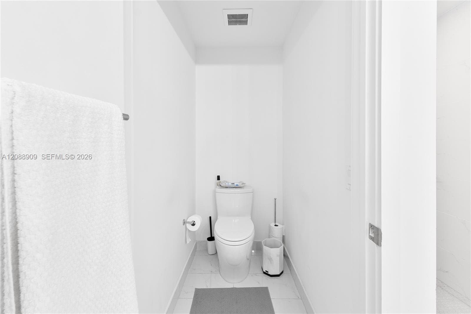 16385 Biscayne Blvd 707 photo 9