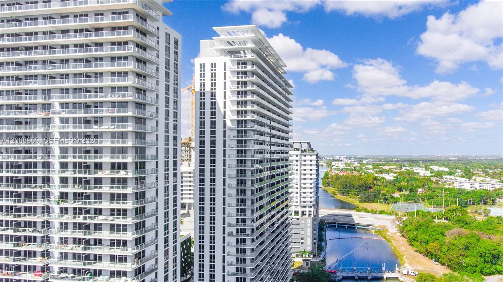 16385 Biscayne Blvd 707 photo 18