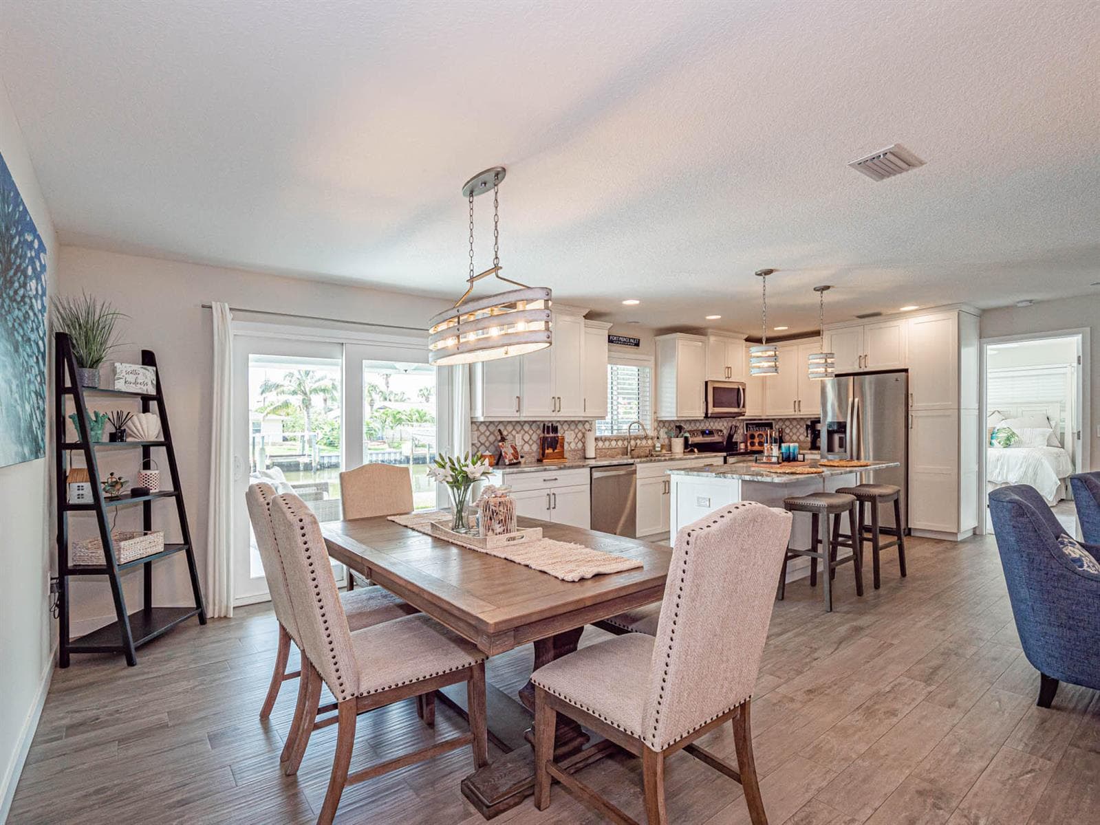 255 MARINA Drive photo 17