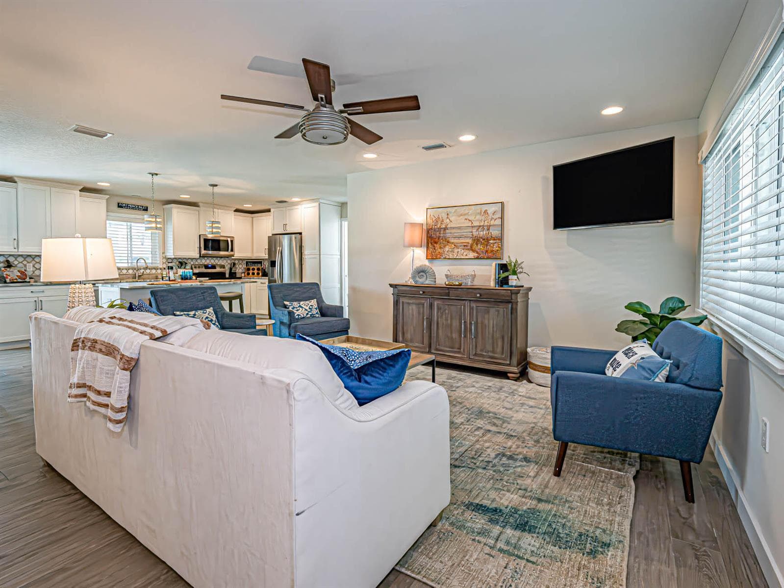 255 MARINA Drive photo 20