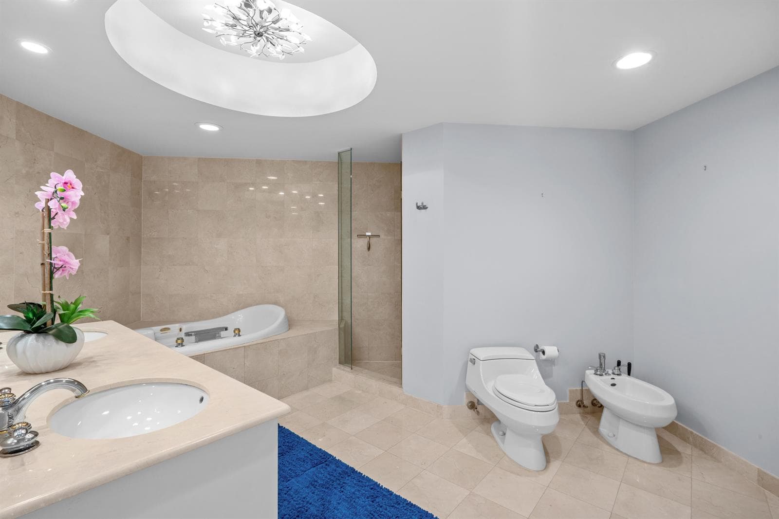 2845 NE 9TH Street 601 photo 15