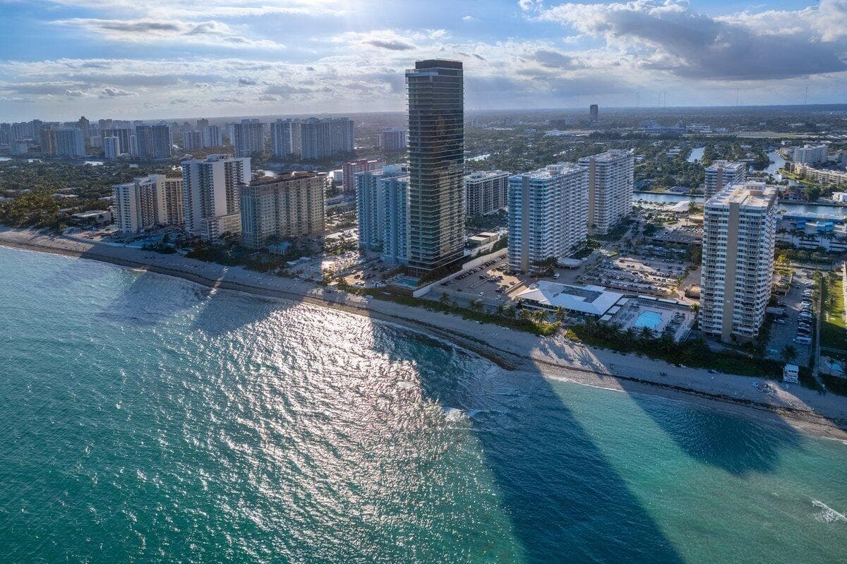 1985 S OCEAN Drive 6G photo 2