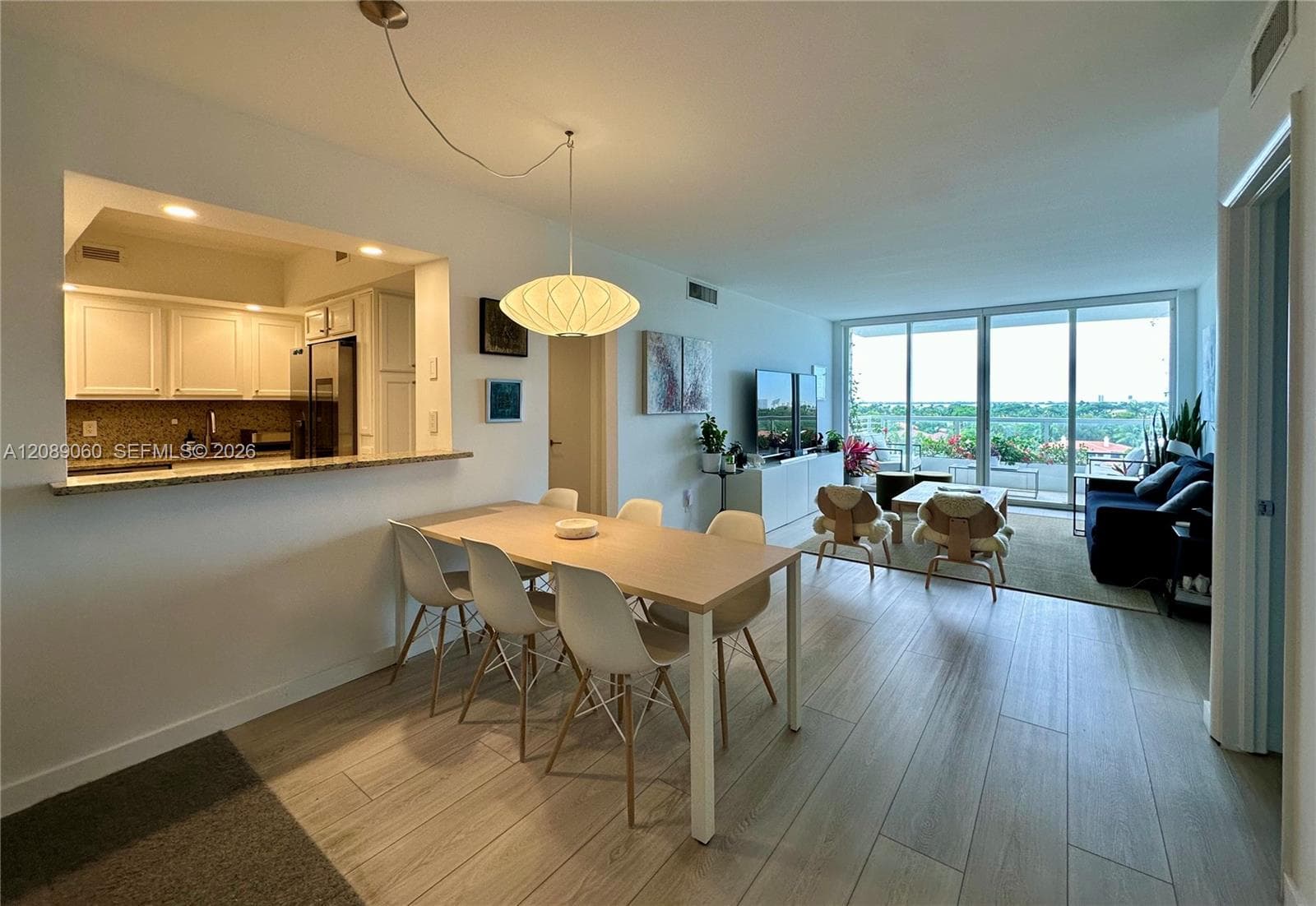 5600 Collins Ave 8P photo 13