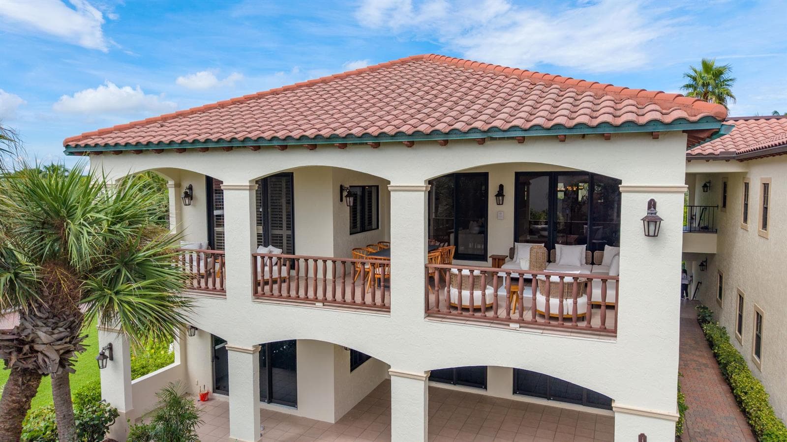 5833 N OCEAN Boulevard D2 photo 5
