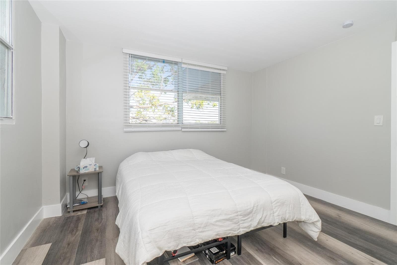 119 ROYAL PARK Drive 4H photo 18