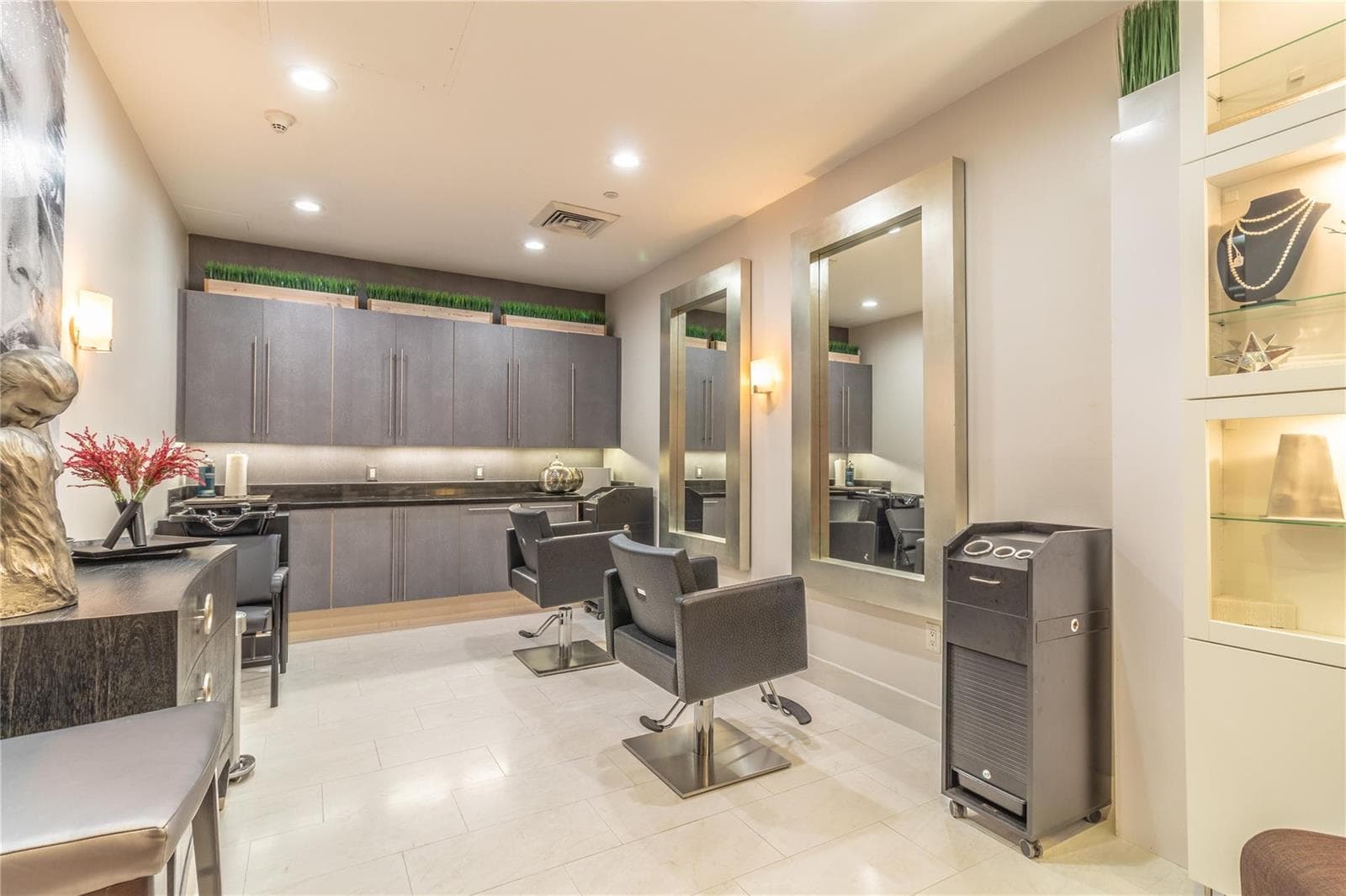 610 W LAS OLAS Boulevard 517N photo 20