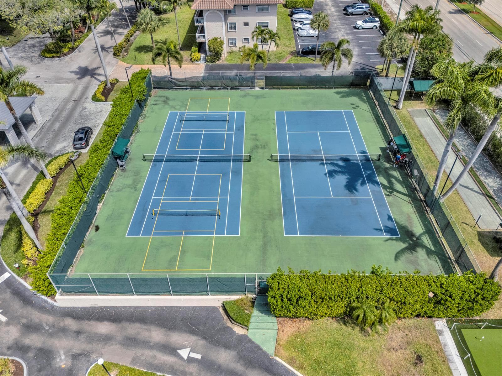 6 ROYAL PALM Way 307 photo 13