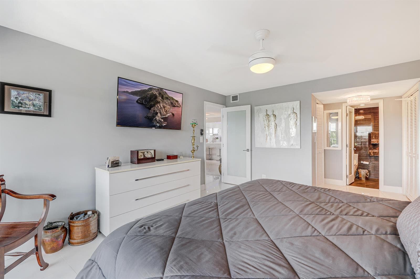 1523 E Hillsboro Boulevard 634 photo 25