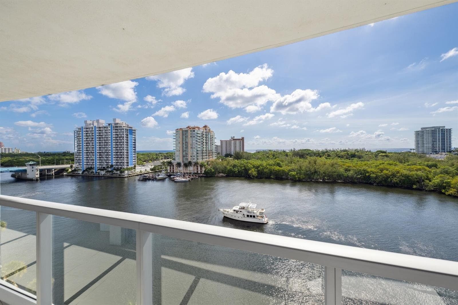 920 Intracoastal Drive 801 photo 2