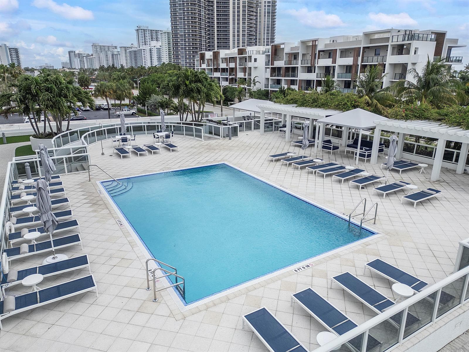 3015 N Ocean Boulevard 17B photo 2