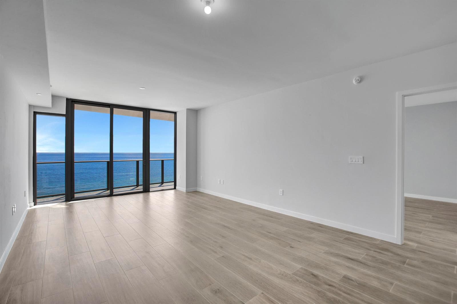 1116 N Ocean Boulevard 1804 photo 17